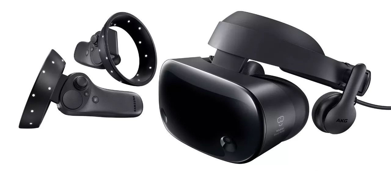 Samsung HMD Odyssey and Controllers